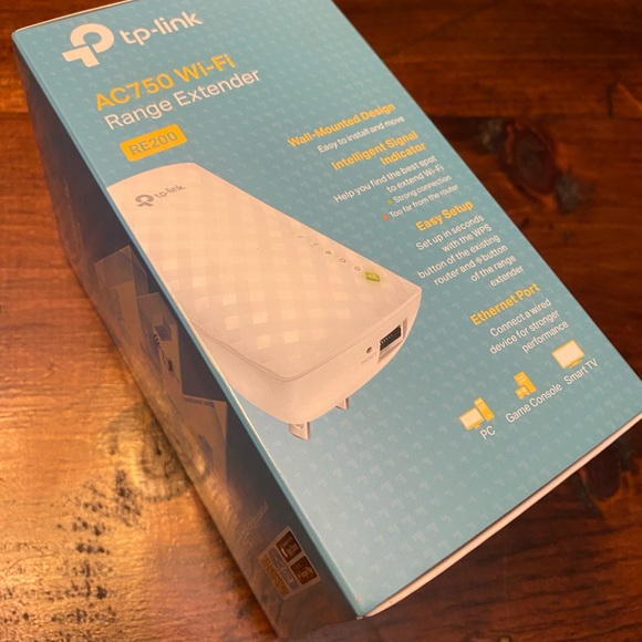 TP-Link AC750 Wi-Fi Range Extender RE200 - Picture 4 of 7